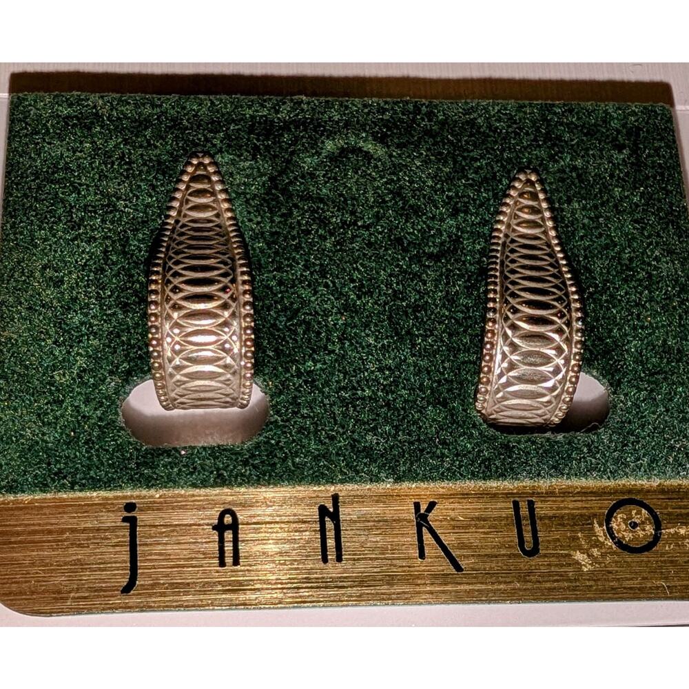 New Old Stock Jankuo Gold Tone Engraved Art Deco Hoop Clip-on Earrings 1 inch